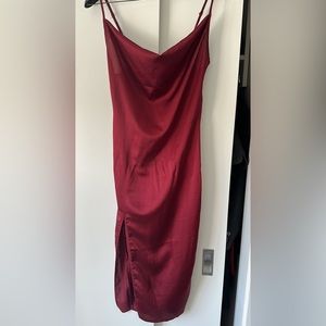 PRETTY LITTLE THING SLIP DRESS